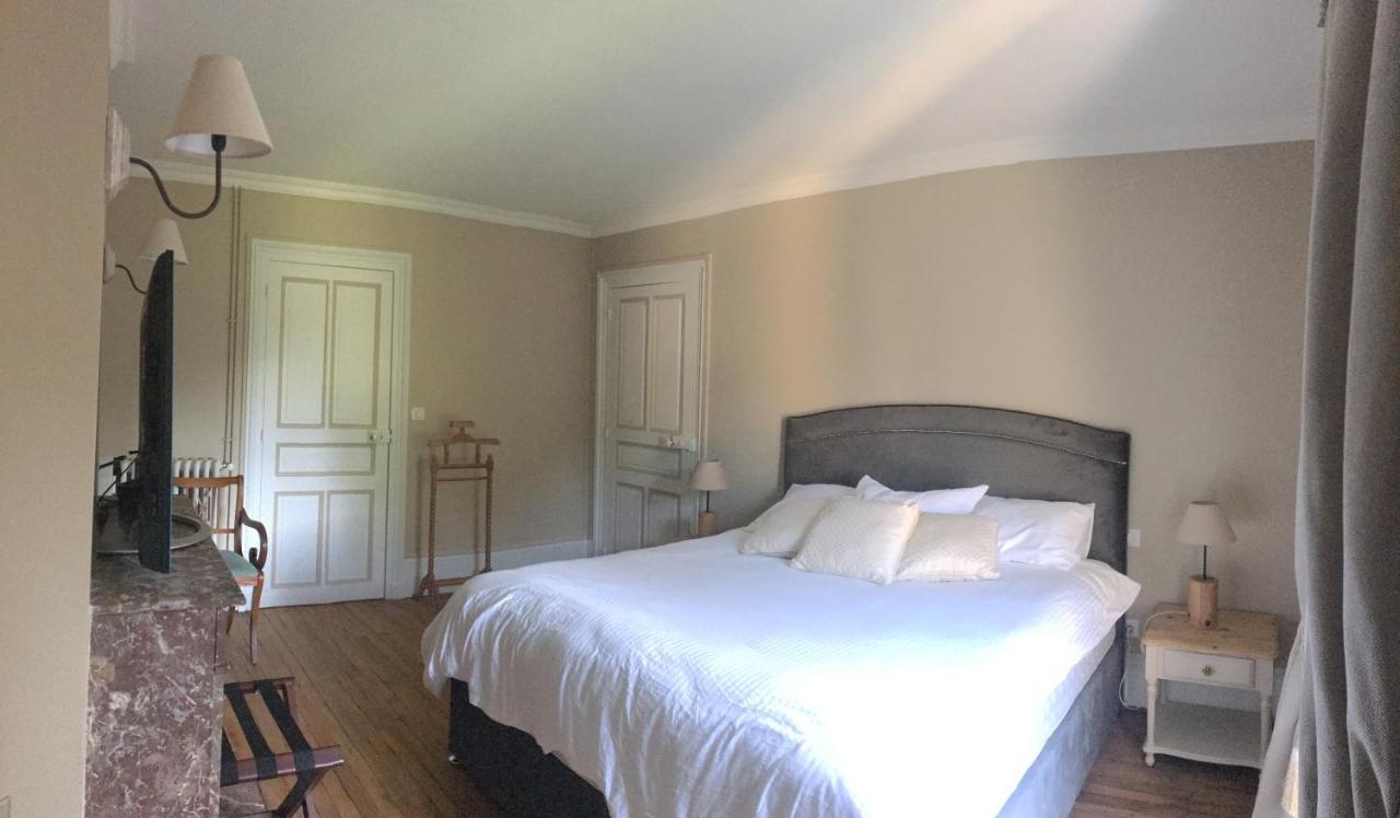 Chateau De Corcelle - Chambres Et Table D'Hotes Chatenoy-le-Royal Luaran gambar