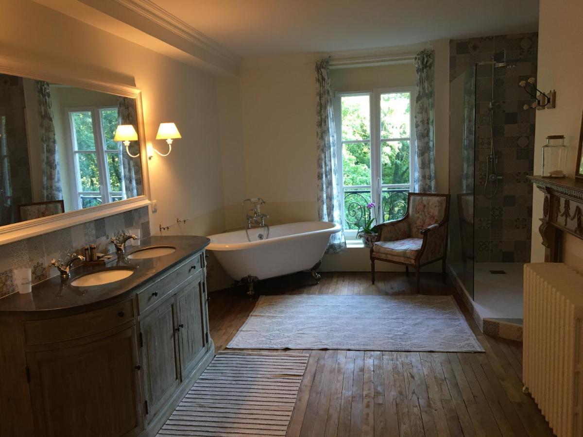 Chateau De Corcelle - Chambres Et Table D'Hotes Chatenoy-le-Royal Luaran gambar