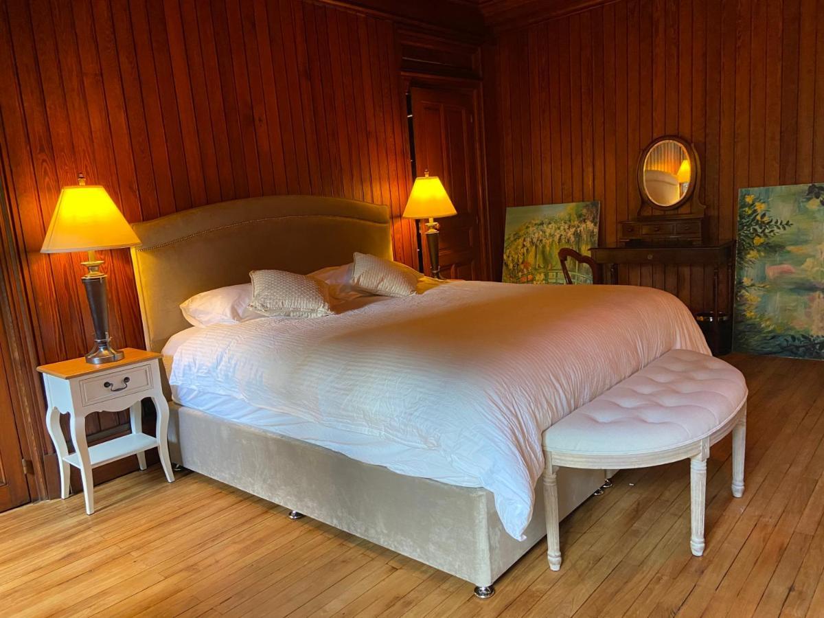 Chateau De Corcelle - Chambres Et Table D'Hotes Chatenoy-le-Royal Luaran gambar